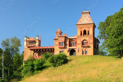 Tablou pe pânză The historic estate at Olana State Historic Site on a summer afternoon in Hudson