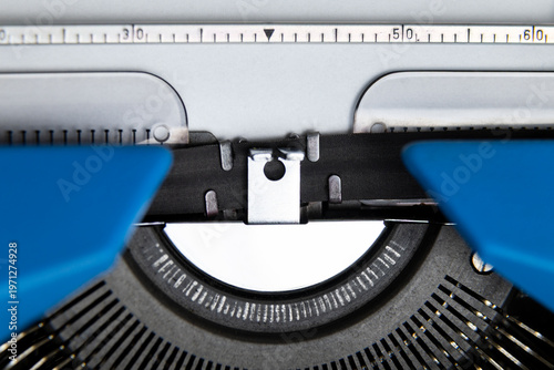 Tableau sur toile Front view of vintage typewriter platen ribbon and paper guide