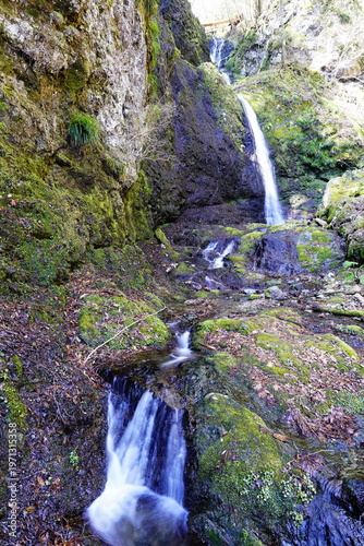 Wallpaper Mural 奈良県　川上村　大天井滝 Torontodigital.ca