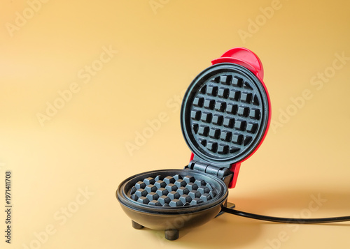 Mini Black Waffle Maker ,Kitchen Appliances .