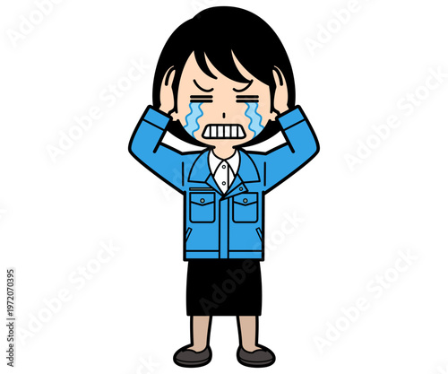 頭を抱えて涙を流すショートヘアーの事務員の女性