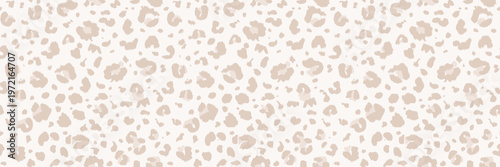 Leopard vector seamless pattern. Wildlife repeat texture. Jaguar fur safari seamless backdrop. Hand-drawn animal fur pattern. Luxury design elements bg. Cheetah panther leopard surface pattern print