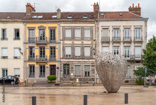 Wallpaper Mural Le Coeur De Troyes Torontodigital.ca