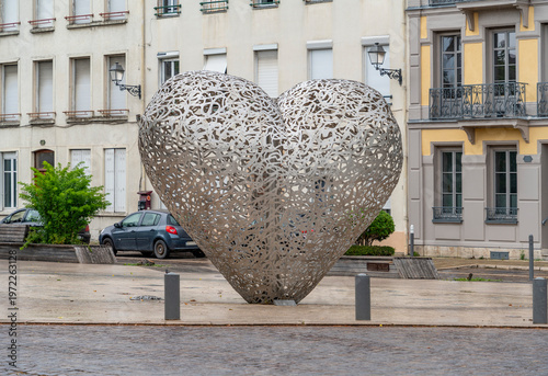 Wallpaper Mural Le Coeur De Troyes Torontodigital.ca