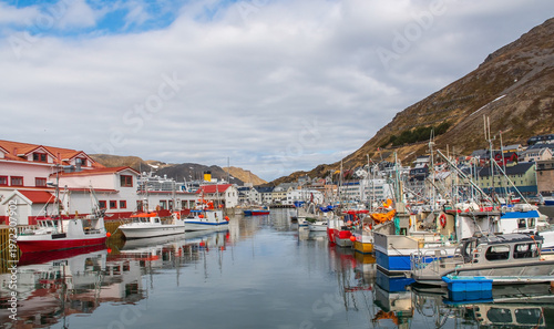 Bild auf Leinwand Norwegen  Fischesboote  Honningsvåg ist eine Stadt in der norwegischen Kommune Nordkapp in der Provinz Finnmark