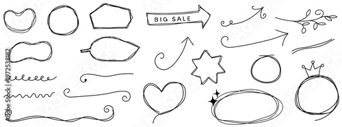 おしゃれなラインの手書きふきだしセット　ベクター　イラスト　線　白背景　透過背景　切り取り　手描き　モノクロ　黒　線画