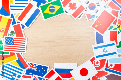 様々な国旗のカード