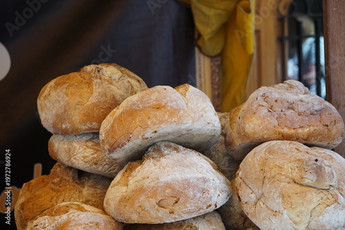 Pan artesano de harina redondo 