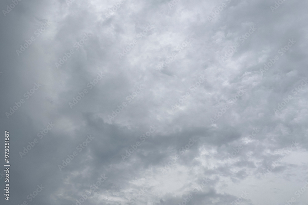 Fototapeta premium Dramatic overcast cloudy sky texture natural background