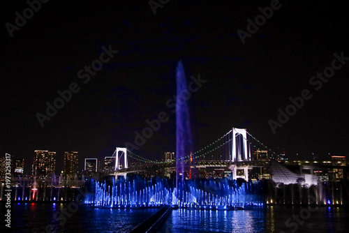 東京都　お台場海浜公園の噴水ショー　アクアシンフォニー
