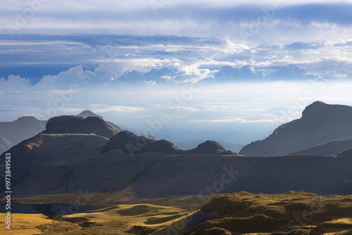 Paisajes del Páramo del Ruiz, cordillera central Caldas, Colombia. A mas de 3.600 Mts de altura donde nace el agua y se respira limpio además de sentir un silencio total.