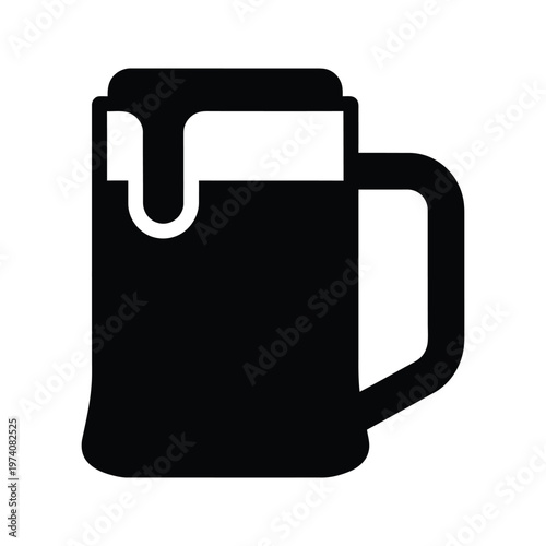 Modern minimalist black leather handbag designed for everyday elegance and functionality