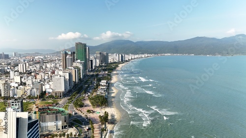 Foto My Khe Beach, Da Nang, Vietnam – 4K aerial drone view of tropical coastline, san