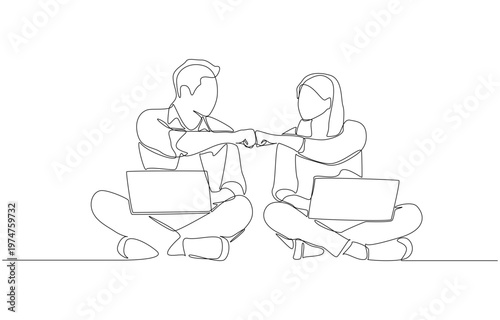 Continuous one line of couple bumping fists while sitting on floor with laptops open, relationship-driven success, coworking harmony concept, single line art