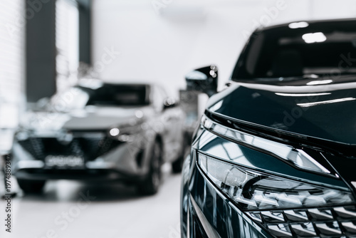 Foto Premium automobile in dealership showroom environment
