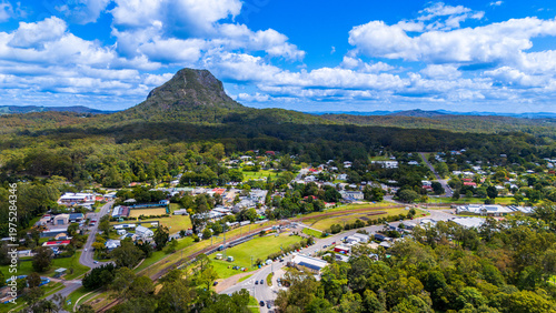 Schilderij op canvas Aerial view of Pomona with Mount Cooroora Queensland Australia