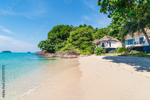 Φωτογραφία Lonely Beach (Hat Tha Nam) on Koh Chang island