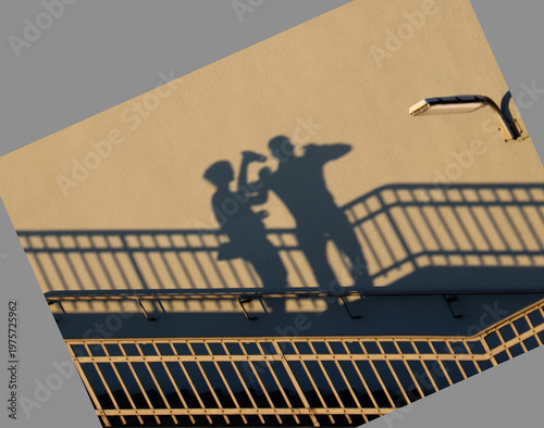Schattenbild von zwei Personen