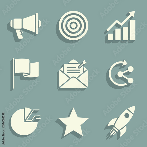 Business icons for marketing and growth.