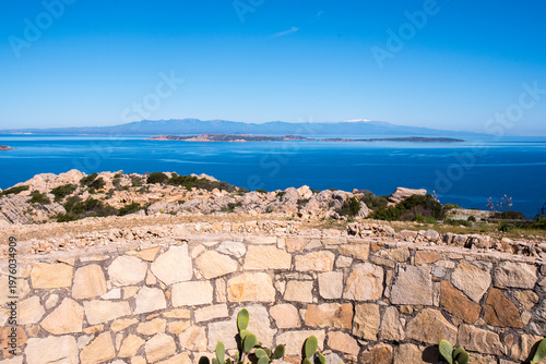 Isola La Maddalena, mura di cinta batteria militare