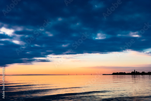 Sonnenuntergang am Bodensee in Deutschland