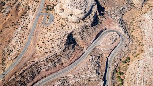 Photos Winding road cuts through Canyon lands National Park, Utah.