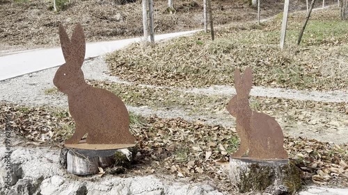 decorative Easter bunnies made of corten steel