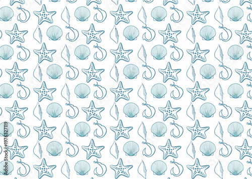 Patrón sin costuras con conchas marinas y estrellas de mar en tonos suaves.
