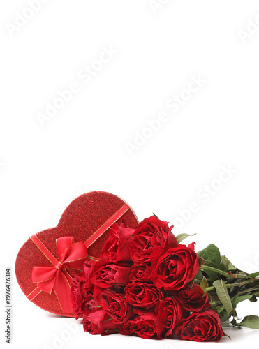 Bouquet of beautiful red rose flowers and gift box on white background