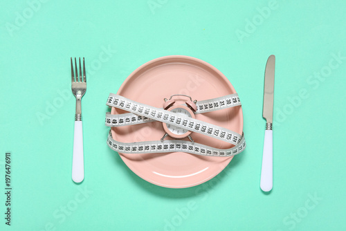 Plate with cutlery, measuri...