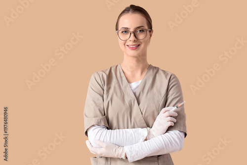 Female beautician with inje...