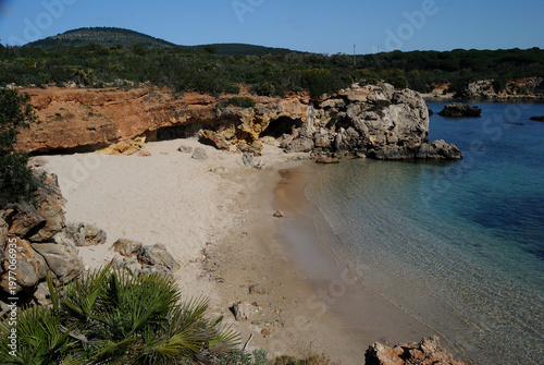 La costa e le spiaggie vicino alle Bombarde sulla costa di Alghero