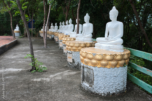 Wat Khao Chedi