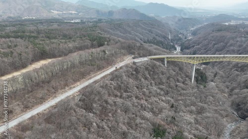 山梨県　八ヶ岳高原大橋から眺める風景　ドローン空撮