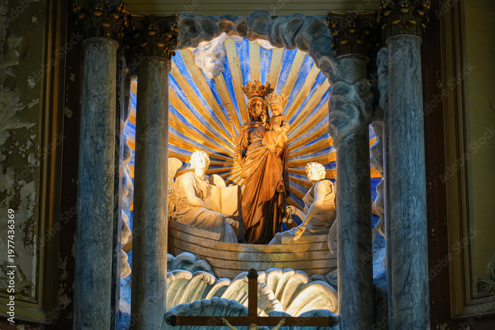 Fototapeta premium The statue of the 