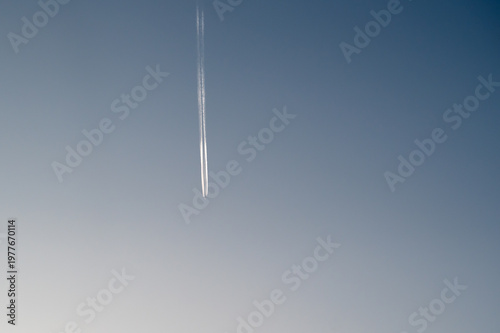Canvas Print Sky trail journey