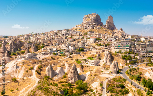 Tableau sur toile Uchisar castle in rock formation