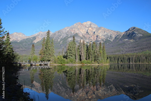 Wallpaper Mural Island In The Lake, Jasper National Park, Alberta Torontodigital.ca