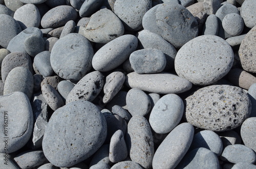 Kamienie na plaży zbliżenie szara tekstura naturalna