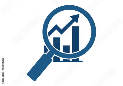Lupa analizando un gráfico de barras con flecha de crecimiento ascendente en color azul