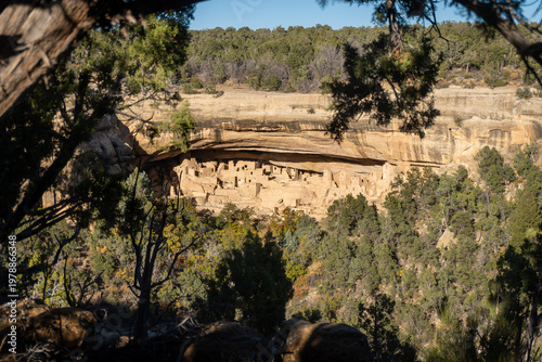 Fotografia Cliff Palace at Mesa Verde National Park in Colorado protects Ancestral Puebloan sites