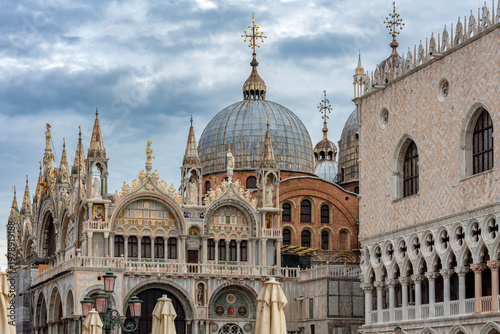 Картината върху платно Saint Mark's basilica and Doge's palace on San Marco square, Venice, Italy