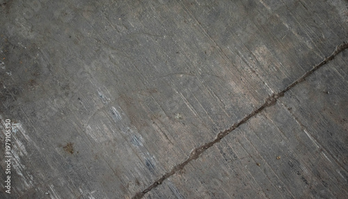 Imagen cenital y horizobtal de una textura del suelo agrietado