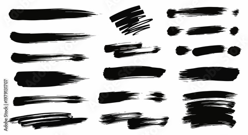 흰색 배경 위에 고립된 다양한 형태의 검은색 잉크 브러시 스트로크와 거친 페인트 질감 세트로 예술적인 디자인 프로젝트나 창의적인 캘리그라피 작업을 위한 필수적인 그래픽 리소스 요소 모음입니다.