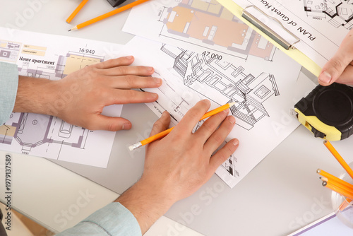 Hands of constructor workin...