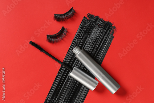 Black mascara in silver tub...