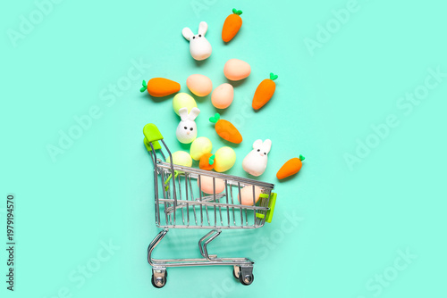 Small shopping cart with pl...