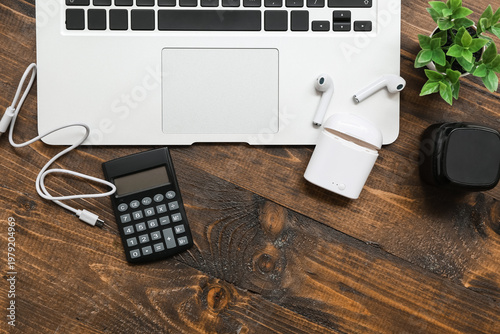 Set of modern gadgets and h...