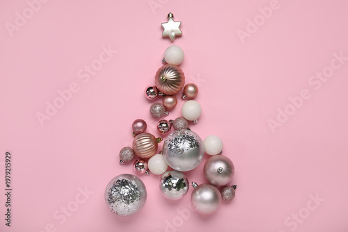 Christmas tree made of ball...