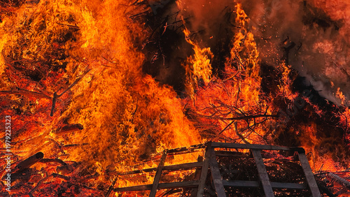 Großes Osterfeuer